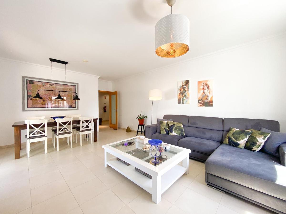 Modern And Spacious In #1939 Appartamento *